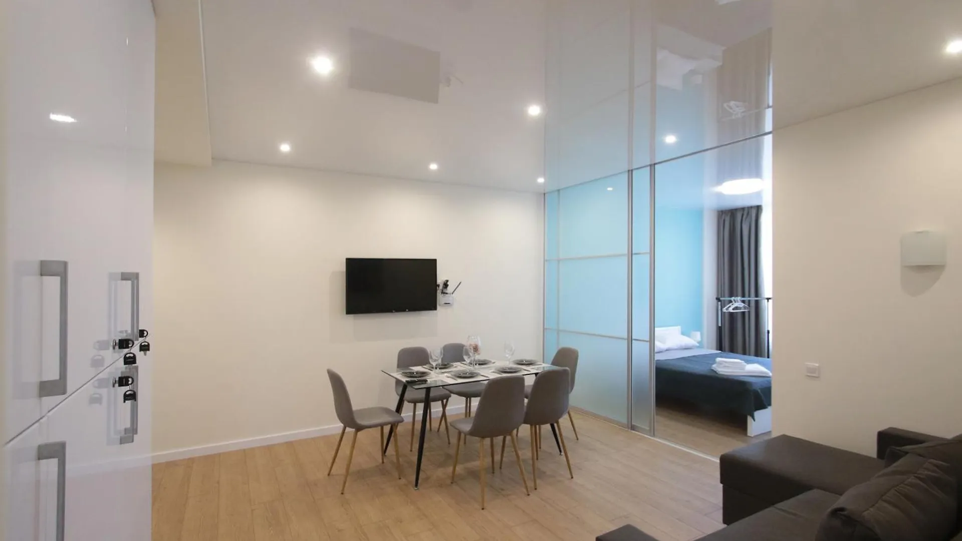 Lviv Nest Center Aparts
